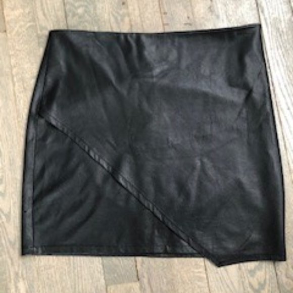 Splendid Faux Leather Mini Skirt - Picture 1 of 6